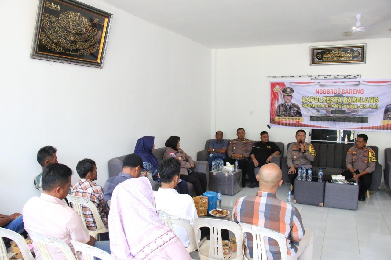 Kapolresta Barelang Gelar Tanya Jawab PSN Bersama Warga Rempang di Kecamatan Galang 