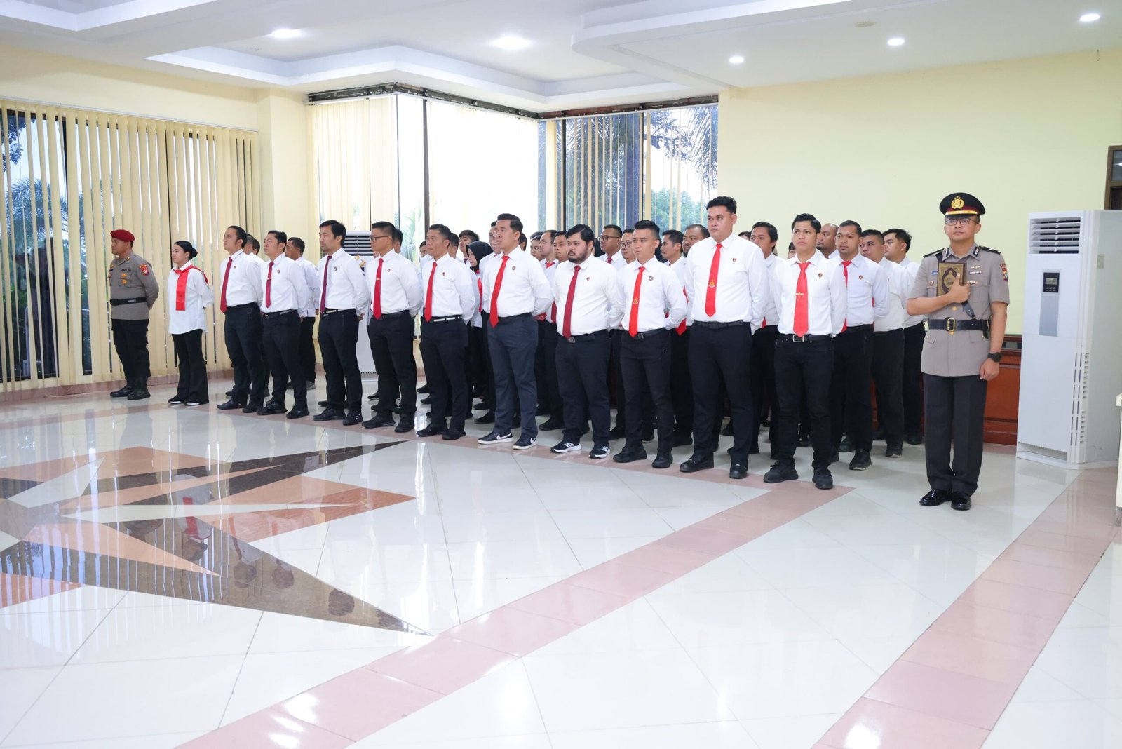 Kapolda Kepri Irjen Pol Yan Fitri Halimansyah Pimpin Sertijab Ditreskrimum Polda Kepri