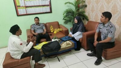 Kegiatan Penelitian Ilmiah Mahasiswa Pascasarjana UIN Ar-Raniry Banda Aceh Di Lapas Kelas’ II A Banda Aceh.