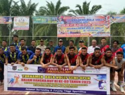 Buka Turnamen Bola Volly se-Kecamatan Julok, Wakil Bupati T. Zainal Abidin : Lapangan Volly Bukan Ajang Karu Antar Tim.
