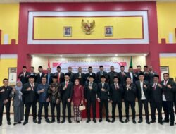 Wakil Bupati Aceh Timur Hadiri Rapat Paripurna Pelantikan PAW Anggota DPRK