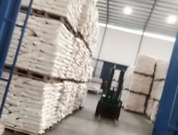 Salah satu Gudang Kawasan Kabil yang Diduga Oplosan Milik PT Yafindo Disorot