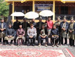 Tepuk Tepung Tawar Sambut Kapolres Meranti, LAMR Tegaskan Sinergi Adat dan Polri Jaga Kamtibmas